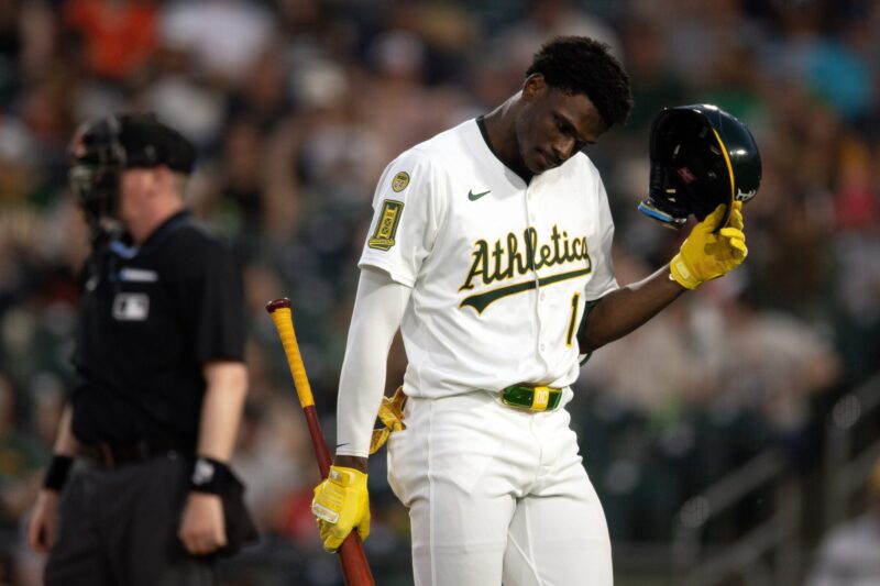 Denzel Clarke Smashes 471-Foot Homer Off Justin Verlander