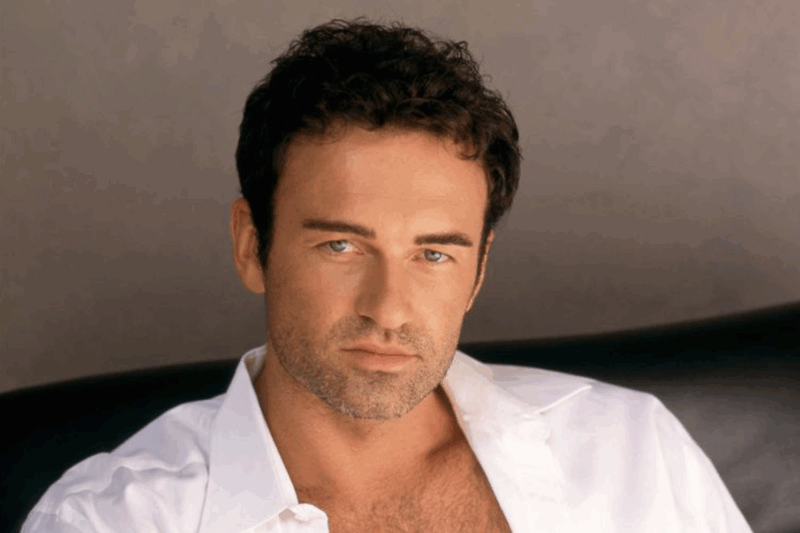 Julian McMahon’s Death at 56 Shocks Fans: Cancer Battle Revealed
