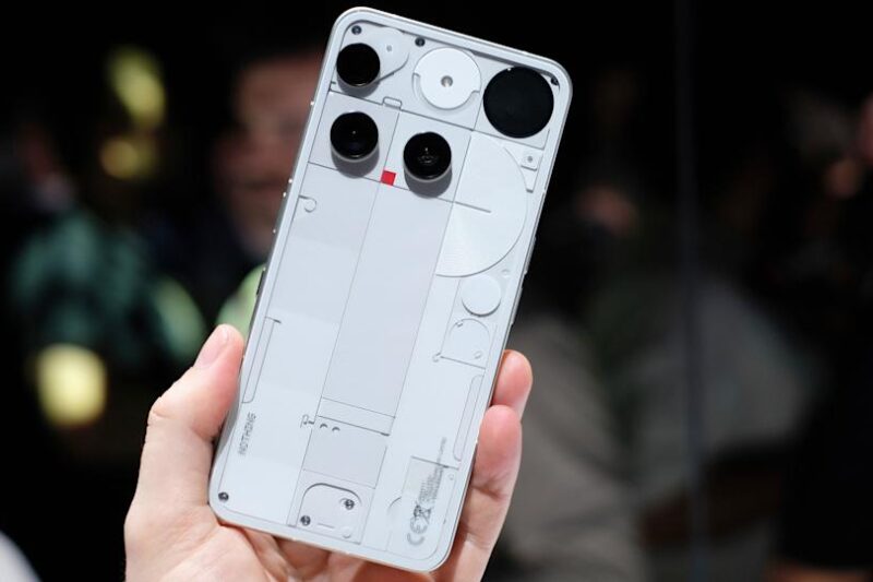 Nothing Phone 3 Unveiled: Retro Glyph Matrix & Flagship Power Steal the Show